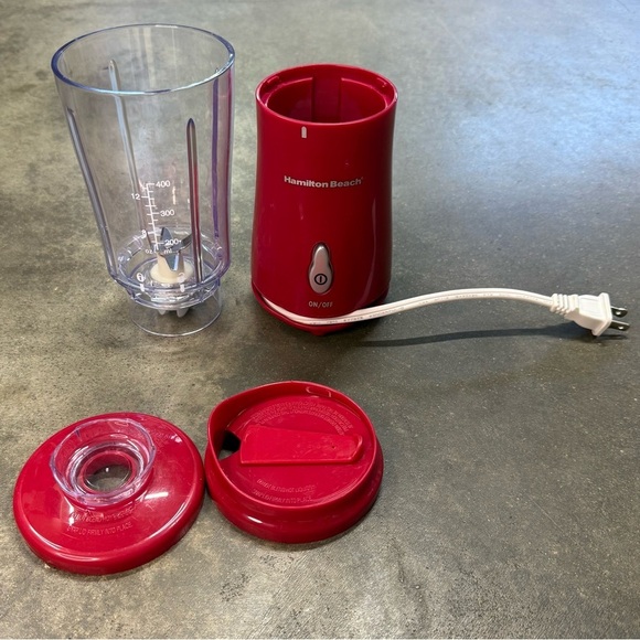 Hamilton Beach 51101R Single Serve Blender Red Personal Smoothie Shake Mixer - Picture 4 of 8